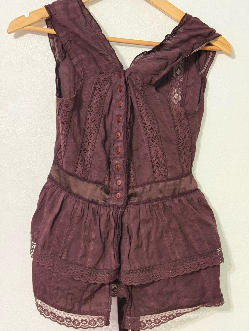 Charlotte Russe Y2K Babydoll Plum Lace Button-Front Top